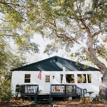 Cottage By The Sea: Pagnotto Shellback House โอ๊คไอส์แลนด์ ภายนอก รูปภาพ